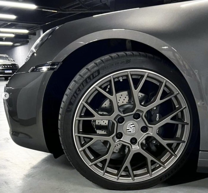 911 Carrera 2024 7