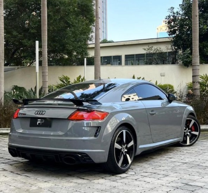 Audi TTRS --1