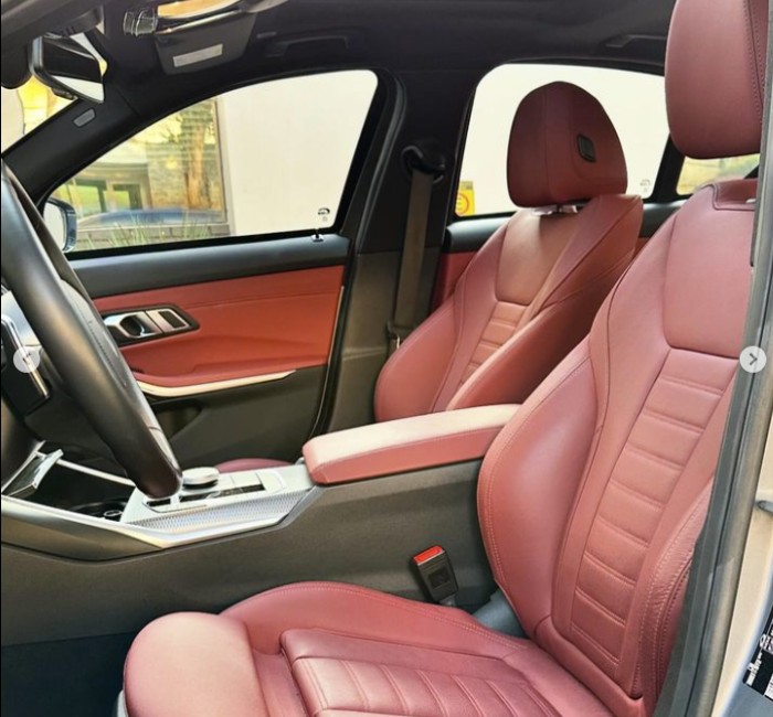 BMW 320i M SPORT 5