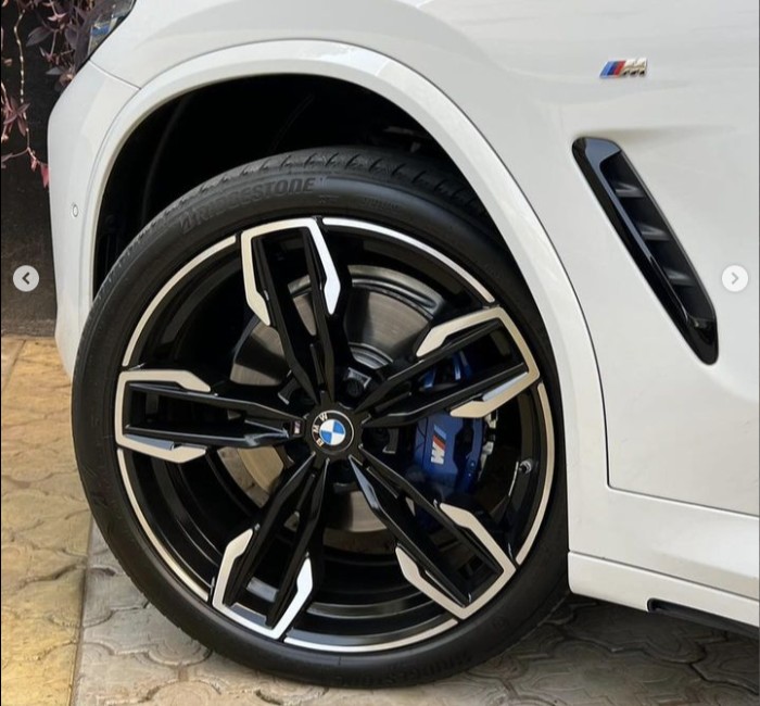 BMW X4 M40i 8