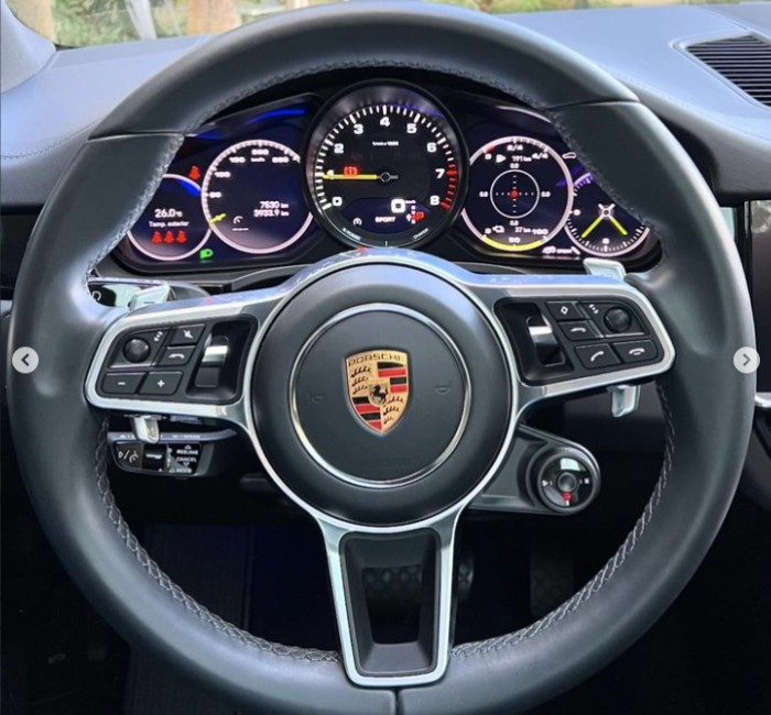Cayenne Coupe Platinum 6
