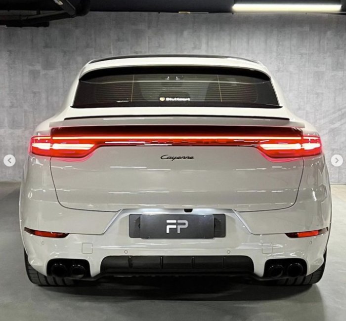 Cayenne Coupé 3.0 E-Hybrid S - 7